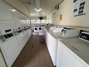 7825 Miller Dr C211, Miami FL 33155