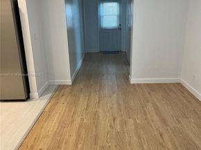 4233 Washington St, Hollywood FL 33021