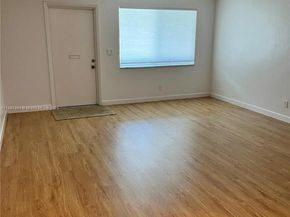 4233 Washington St, Hollywood FL 33021