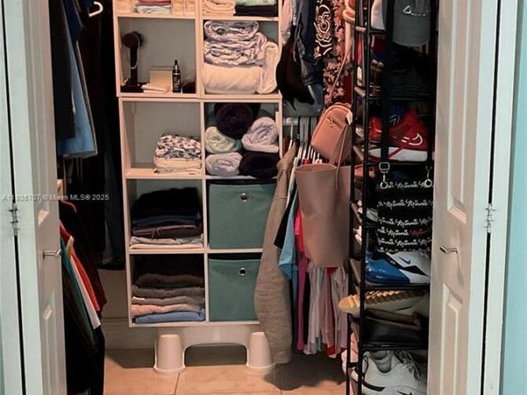 Undisclosed Address #A11805707, Pembroke Pines FL 33025