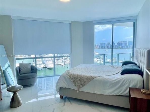 17111 Biscayne Blvd 403, North Miami Beach FL 33160