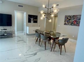 17111 Biscayne Blvd 403, North Miami Beach FL 33160