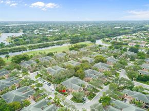2742 NE Kinsington Cir 241, Weston FL 33332