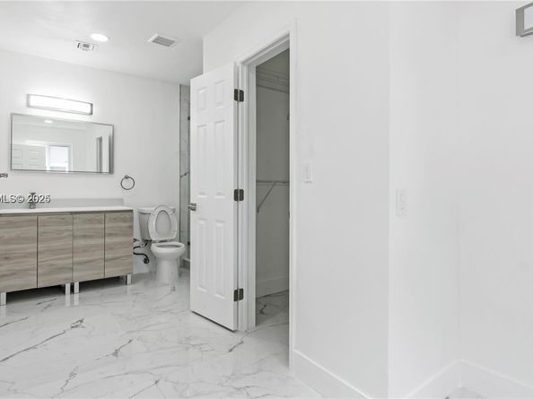 2301 NW 191st St, Miami Gardens FL 33056