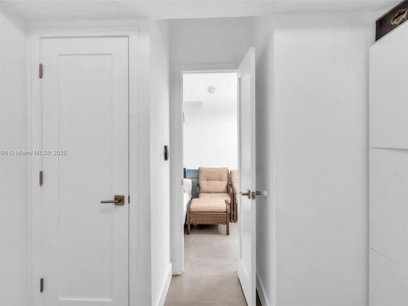 836 W 40th St, Miami Beach FL 33140