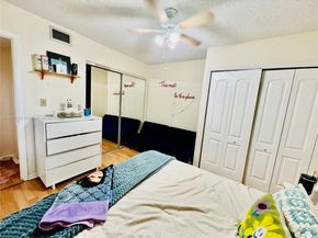 1021 Mockingbird Ln 215, Plantation FL 33324