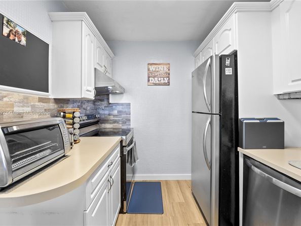 20301 W Country Club Dr 1623, Aventura FL 33180