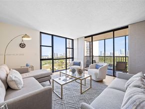 20301 W Country Club Dr 1623, Aventura FL 33180