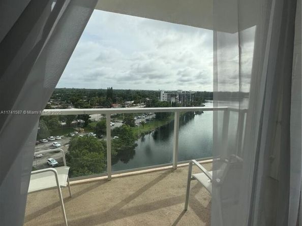 1301 NE Miami Gardens Dr 903W, Miami FL 33179
