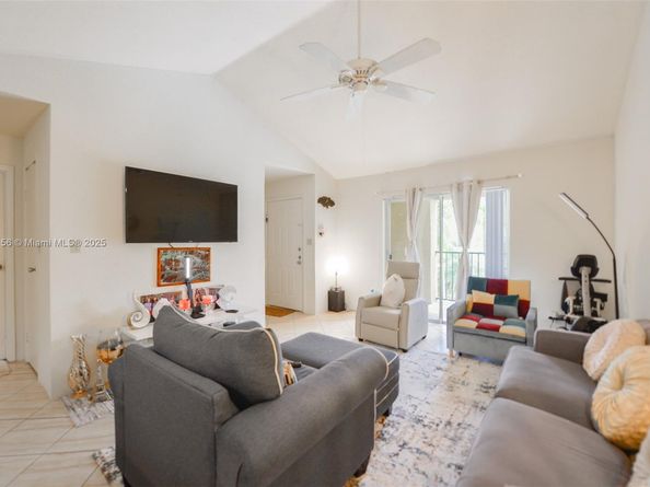 875 Riverside Dr 735, Coral Springs FL 33071
