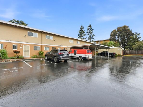 3320 Lochinvar Avenue 56, Santa Clara CA 95051