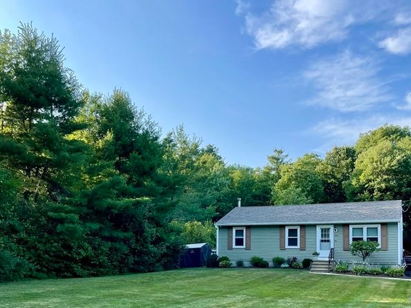 477 Clark St, Gardner MA 01440