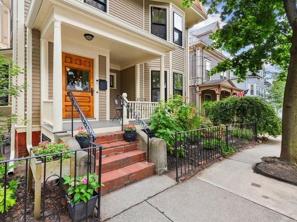 61 Preston Rd, Somerville MA 02143