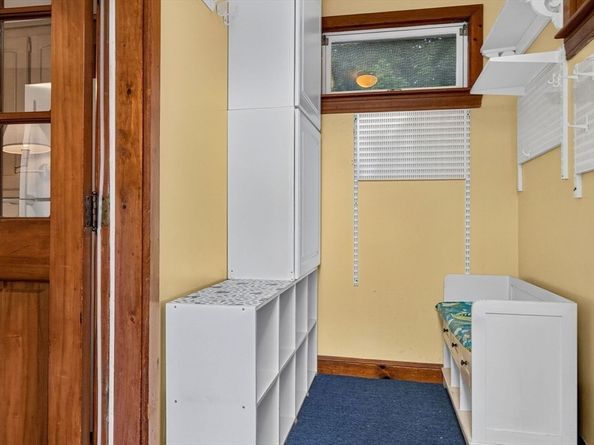 19 Springvale Ln, Lynn MA 01904