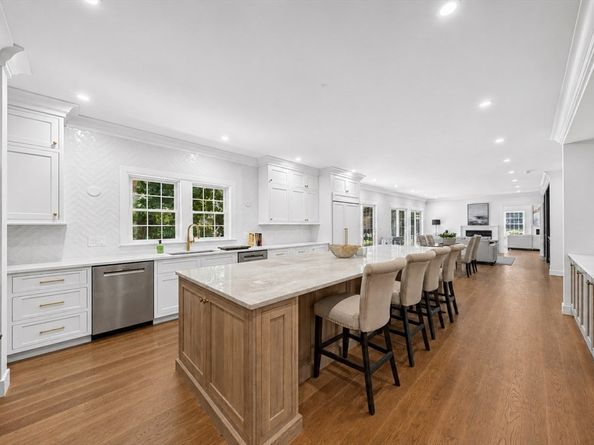 11 Viking Road, Winchester MA 01890