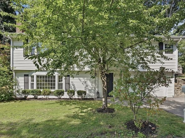 841 Grove Street Terrace, Worcester MA 01605