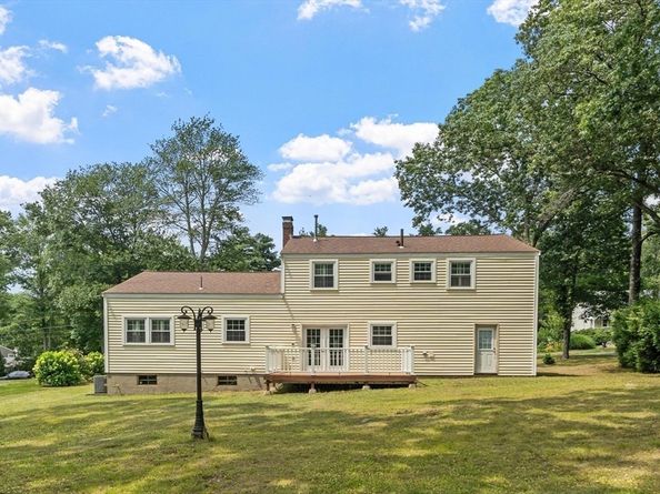 66 Checkerberry Lane, Framingham MA 01702