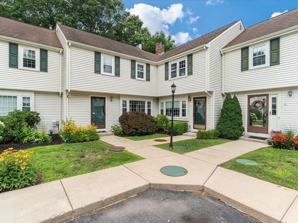 801 Washington St 8, Pembroke MA 02359