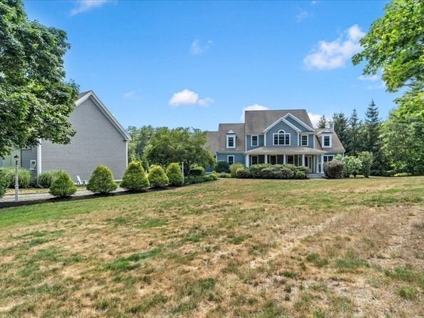 92 Cross St, Marshfield MA 02050