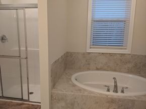 70 Trotter Rd 312, Weymouth MA 02190