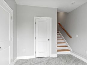 10 Windsor Street, Worcester MA 01605