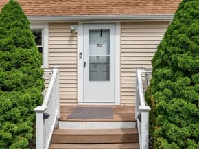 1080 Ocean St, Marshfield MA 02050