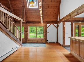 72 Mile Ln, Ipswich MA 01938