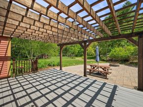 72 Mile Ln, Ipswich MA 01938