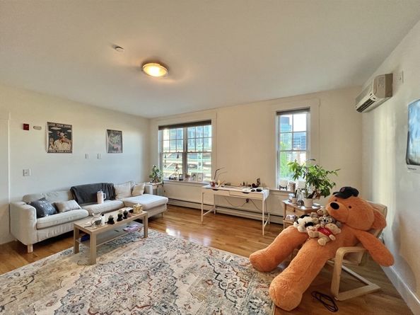 432 Norfolk Street 4C, Somerville MA 02143