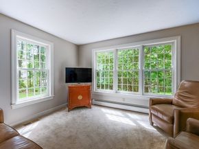 7 Village Green Lane, Holden MA 01520