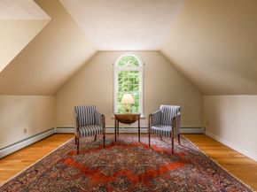 7 Village Green Lane, Holden MA 01520