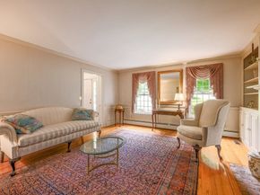 7 Village Green Lane, Holden MA 01520