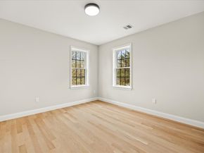 33 Glendale Ave, Brockton MA 02301