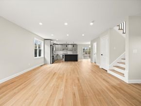 33 Glendale Ave, Brockton MA 02301