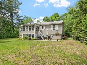 517 Pearl St, Reading MA 01867