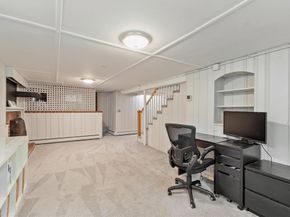517 Pearl St, Reading MA 01867