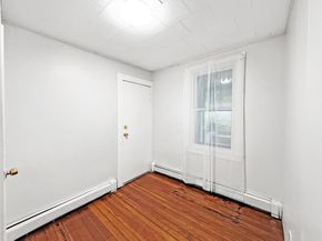 72 Leyden St, Boston MA 02128