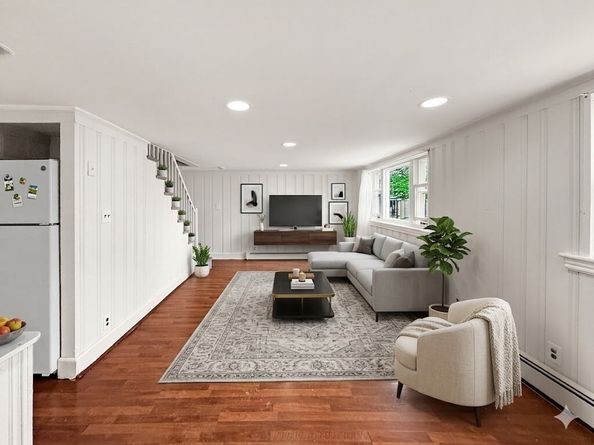 72 Leyden St, Boston MA 02128