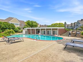 74 S Quinsigamond Ave 2, Shrewsbury MA 01545