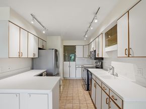 74 S Quinsigamond Ave 2, Shrewsbury MA 01545