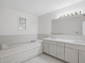 74 S Quinsigamond Ave 2, Shrewsbury MA 01545