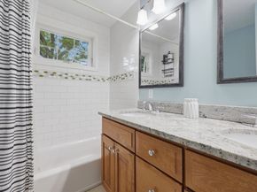 5 Laclede Avenue, Framingham MA 01701