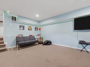 5 Laclede Avenue, Framingham MA 01701