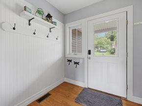 5 Laclede Avenue, Framingham MA 01701