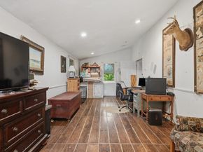 11 Mount Pleasant Avenue, Ipswich MA 01938