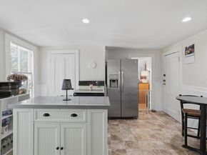 11 Mount Pleasant Avenue, Ipswich MA 01938