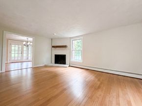 153 High St, Topsfield MA 01983