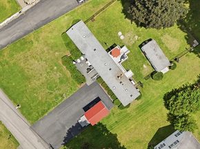 8 Donahue Ln, Grafton MA 01536