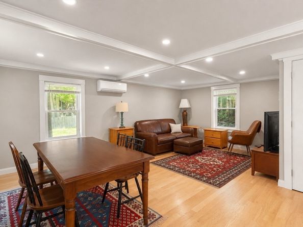335-R Cabot St, Beverly MA 01915