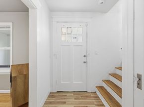 22 Lauf St, Worcester MA 01602